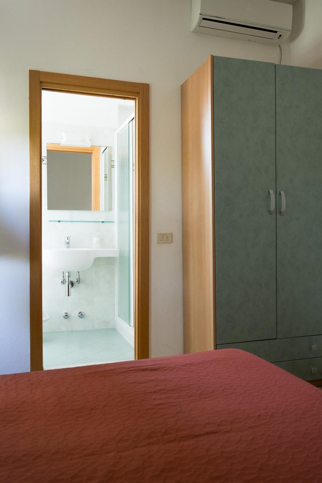 Hotel Chery Milano Marittima Exterior photo